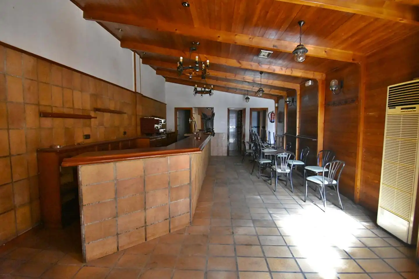 Local en venda en Pedrajas de San Esteban amb Aire condicionat