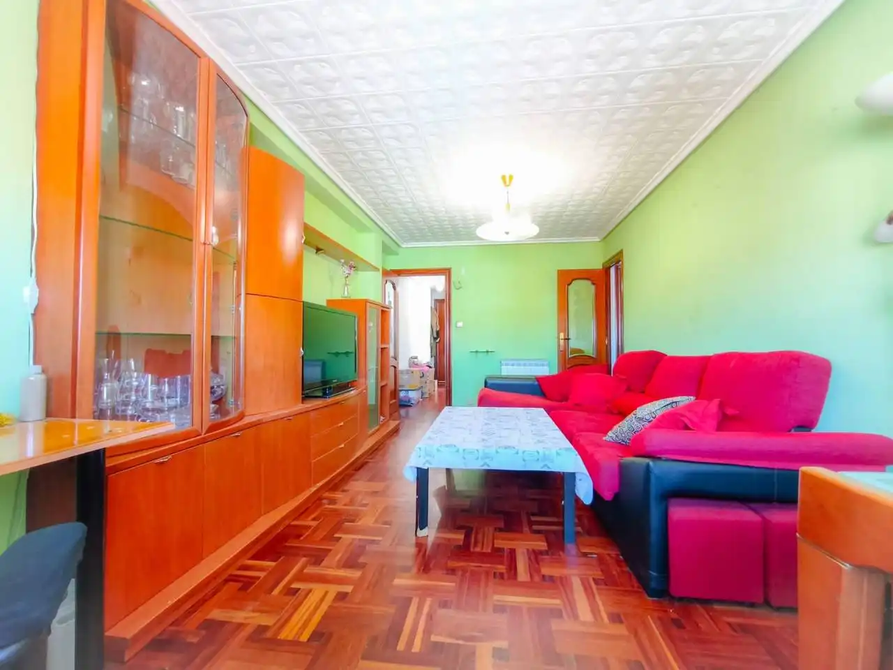 Living room of Apartments for sale in Burgos  with Heating, Parquet flooring and Terrace