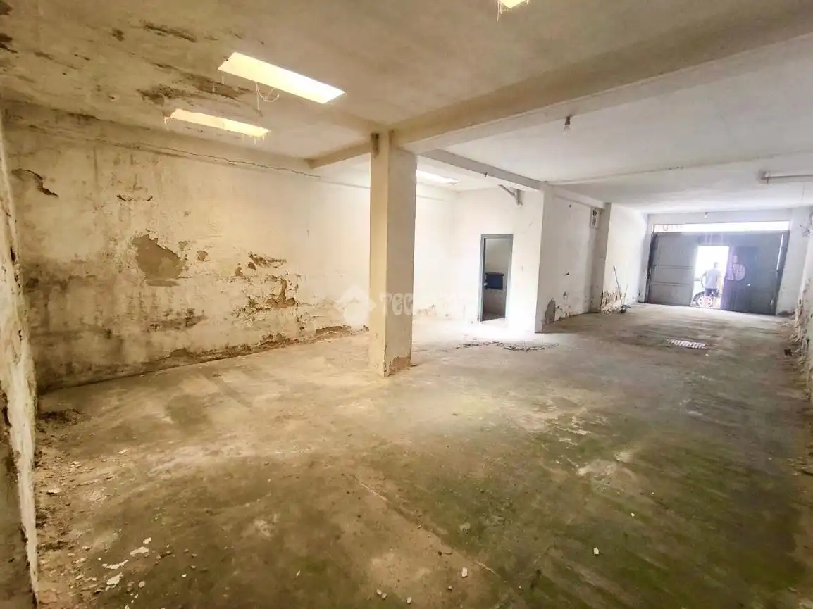 Local en venta en Gijón 