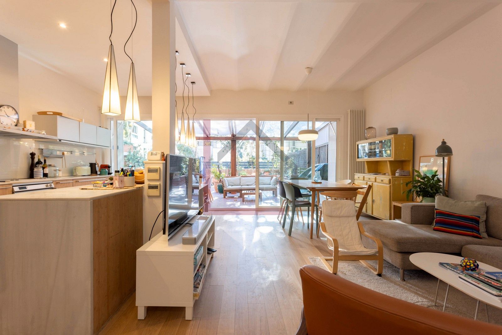 Sala d'estar de Pis de lloguer en  Barcelona Capital amb Aire condicionat, Calefacció i Parquet