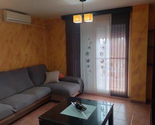 Living room of Flat to rent in La Algaba  with Air Conditioner, Terrace and Furnished