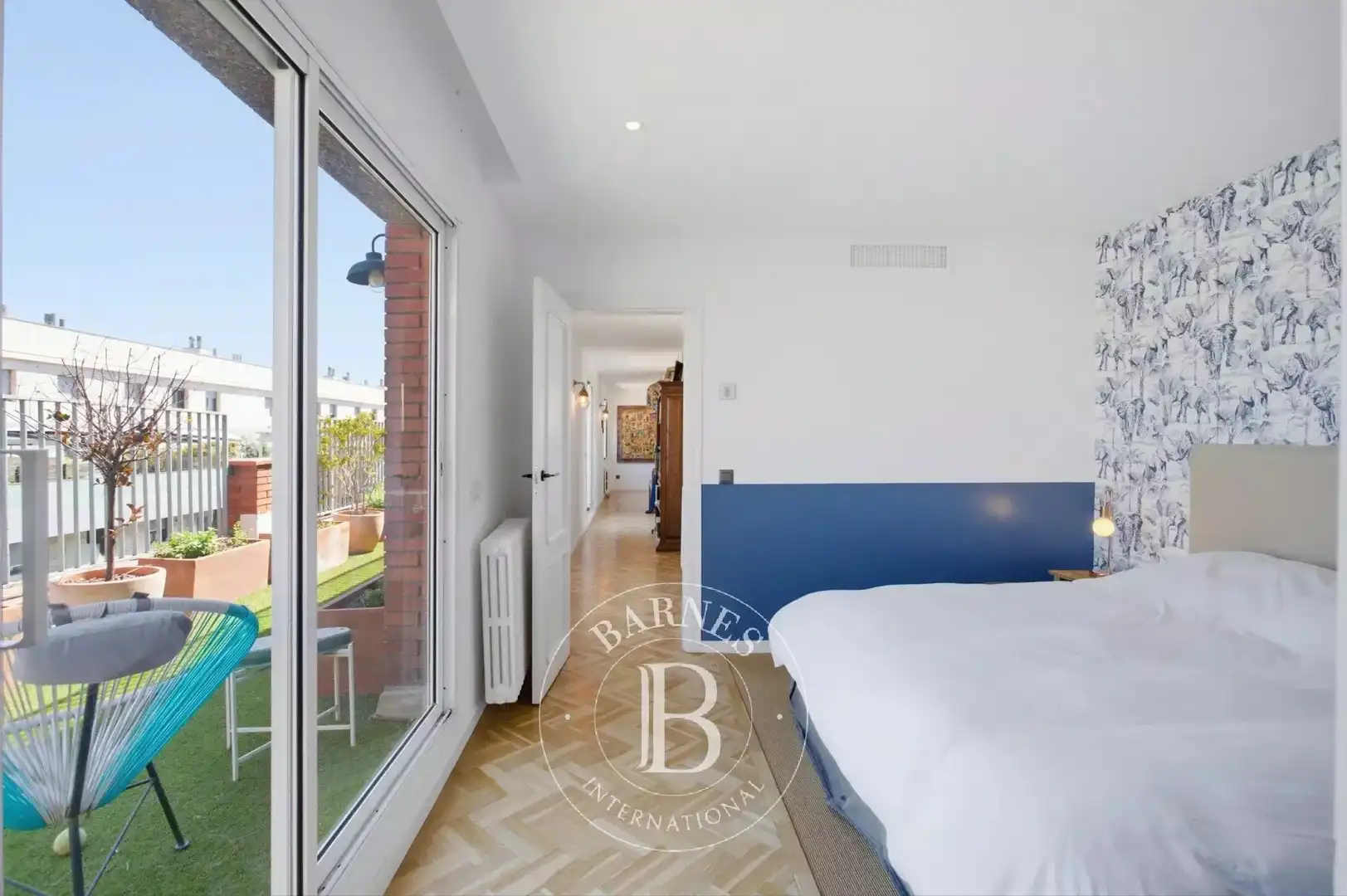 Schlafzimmer von Dachboden zum Verkauf in Barcelona mit Klimaanlage, Heizung und Terrasse