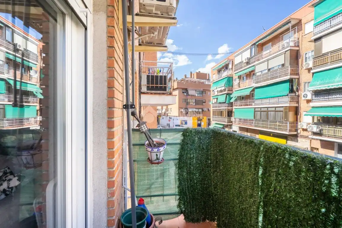 Terrassa de Pis en venda en Madrid amb Aire condicionat, Calefacció i Terrassa