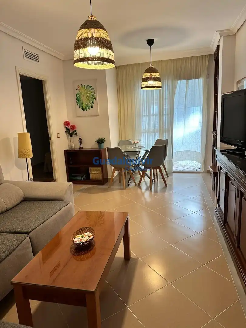 Wohnzimmer von Wohnung zur Miete in Sevilla mit Klimaanlage, Heizung und Terrasse