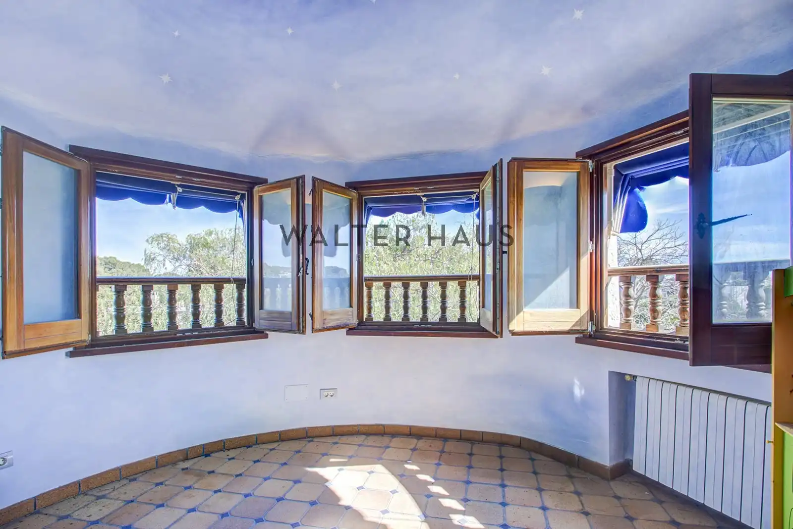 Terrasse von Haus oder Chalet zum Verkauf in Sitges mit Klimaanlage, Heizung und Privatgarten