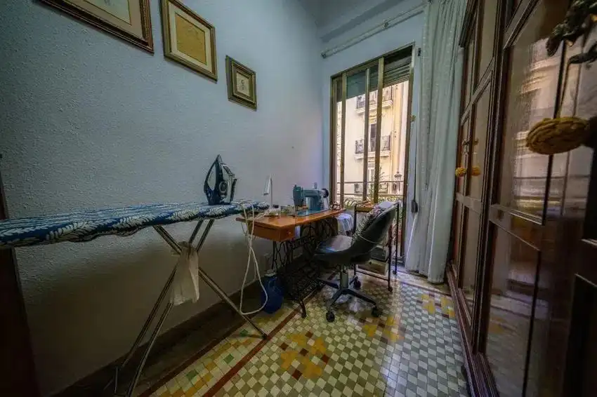 Habitación de Piso en venta en Valencia con Aire acondicionado, Terraza y Amueblado