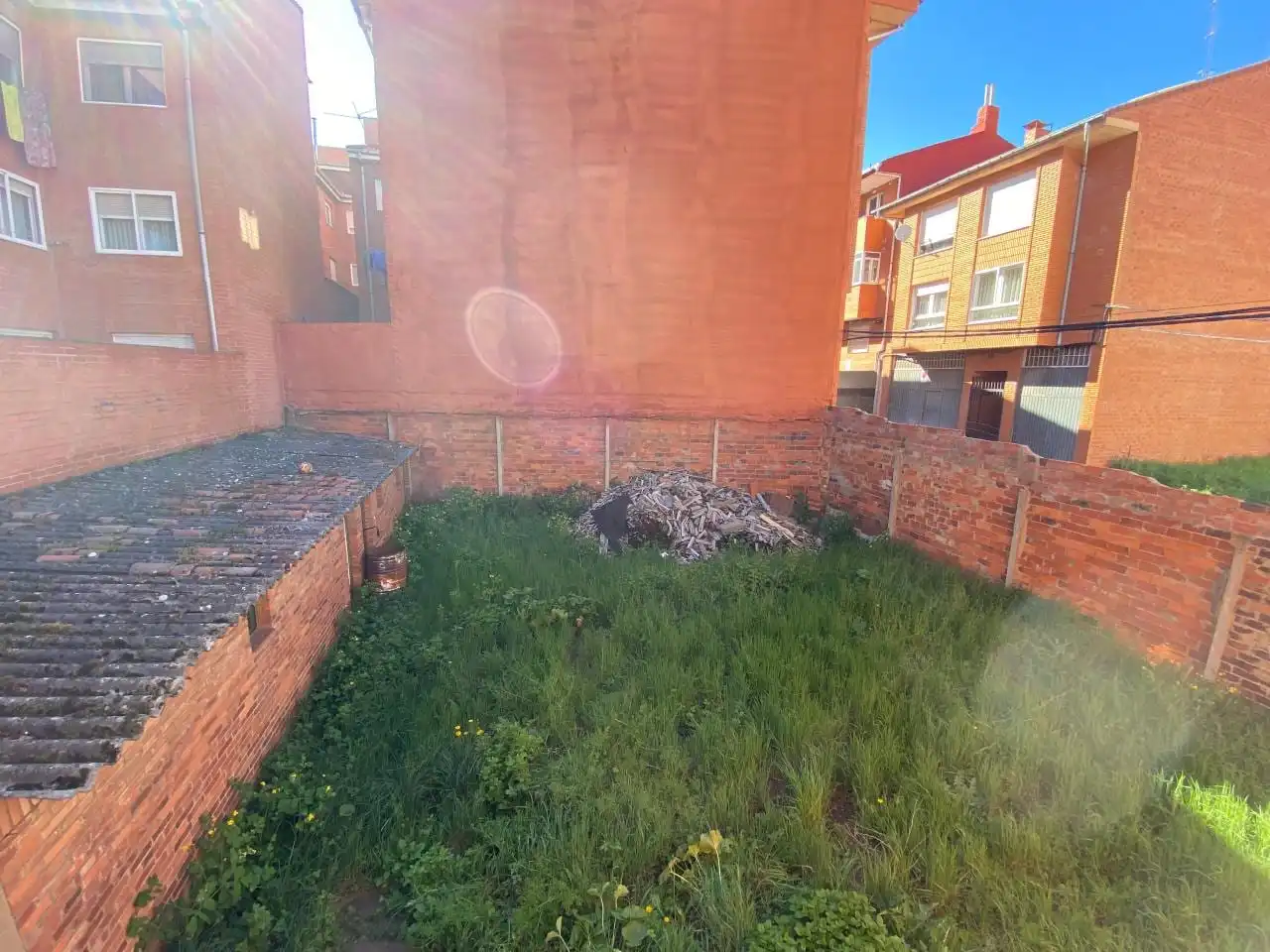 Casa o xalet en venda en León Capital  amb Traster