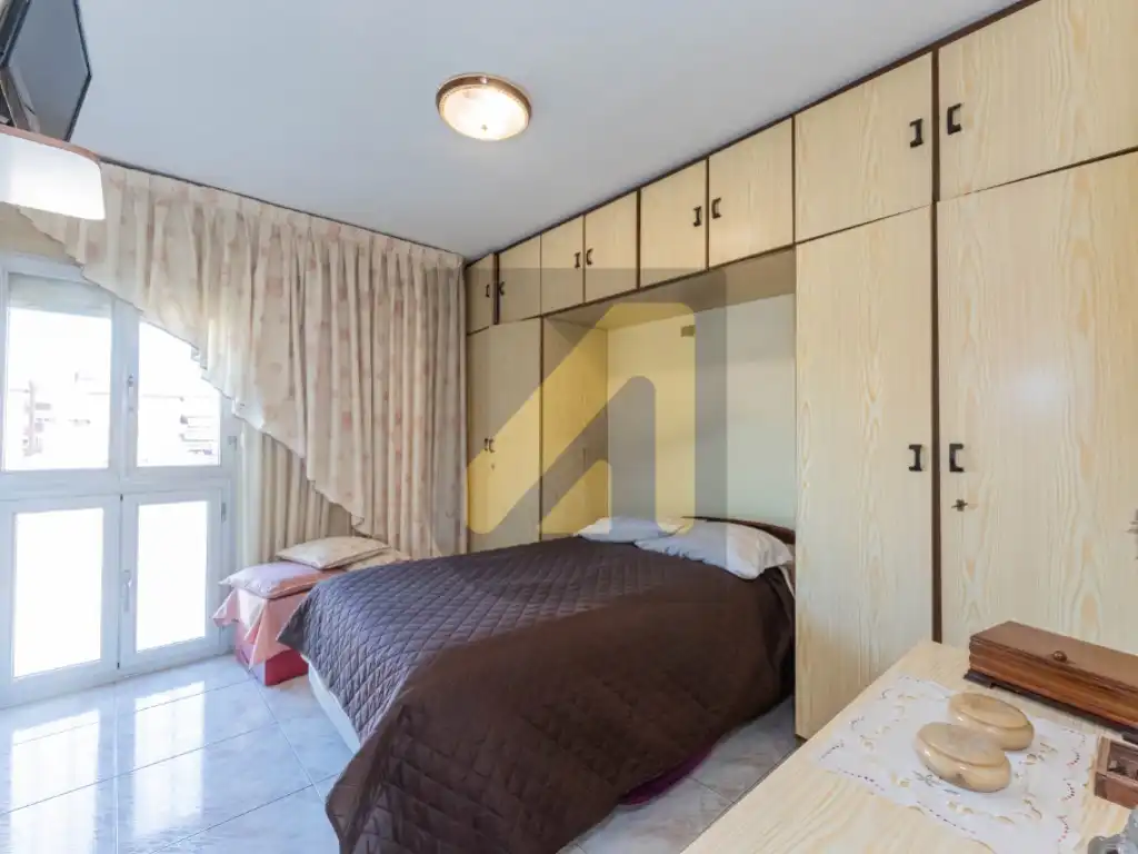 Dormitori de Apartament en venda en Barcelona