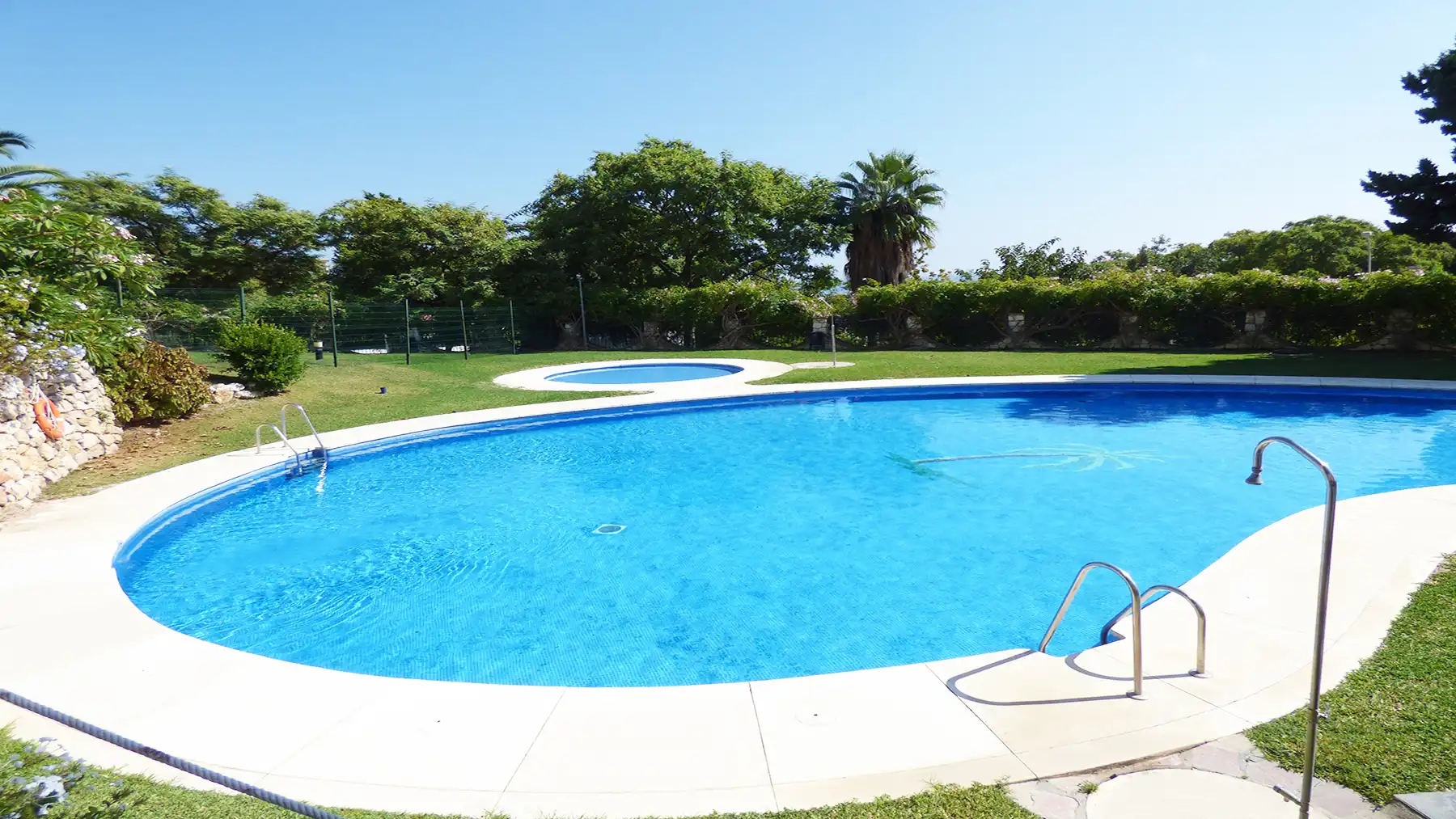 Piscina de Piso en venta en Benalmádena con Aire acondicionado, Terraza y Trastero