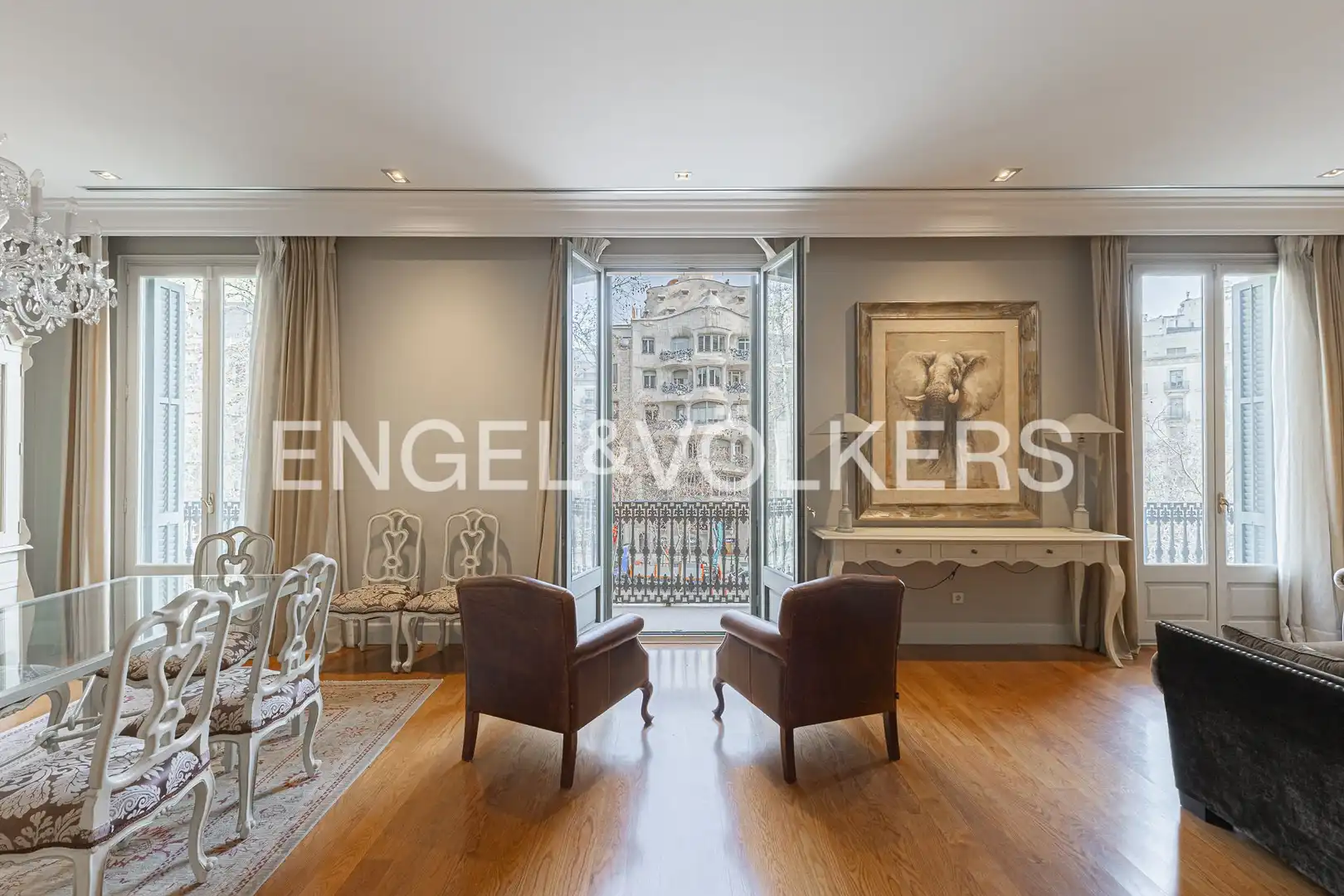 Appartamento con terrazza in vendita a Eixample