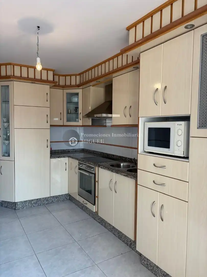 Flat for sale in Verín