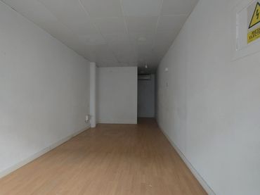 Local comercial de lloguer a Calle Niebla