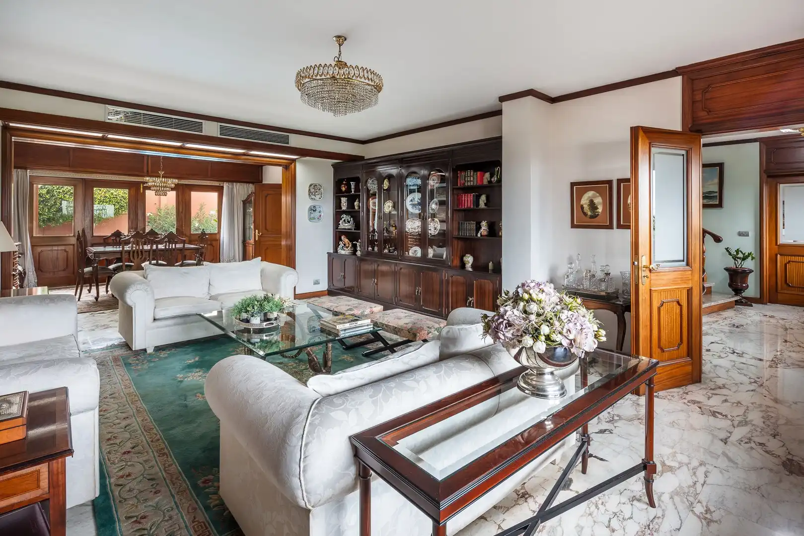 Sala d'estar de Casa o xalet en venda en Las Palmas de Gran Canaria amb Aire condicionat, Jardí privat i Terrassa