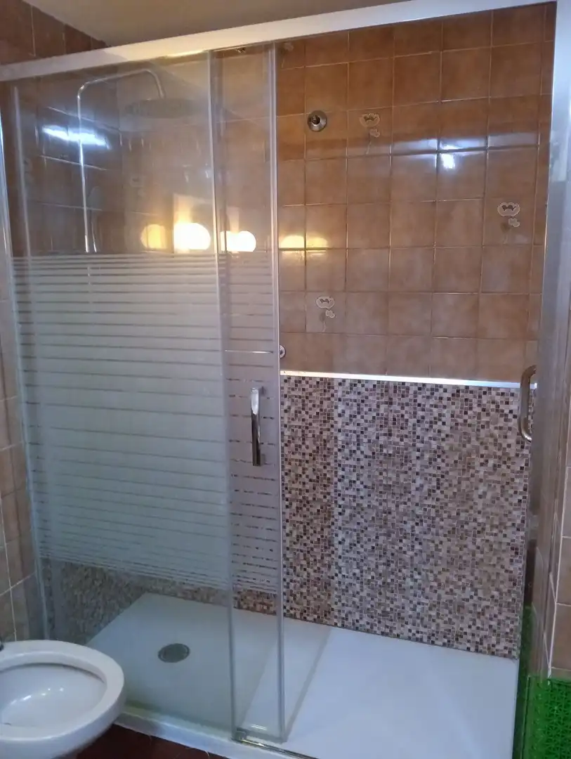 Baño de Piso de alquiler en Valencia con Terraza