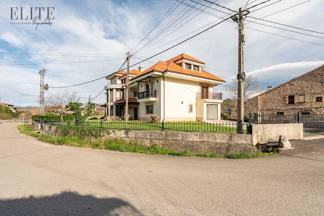 Exterior view of Houses for sale in Penagos  with Private garden, Parquet flooring and Terrace