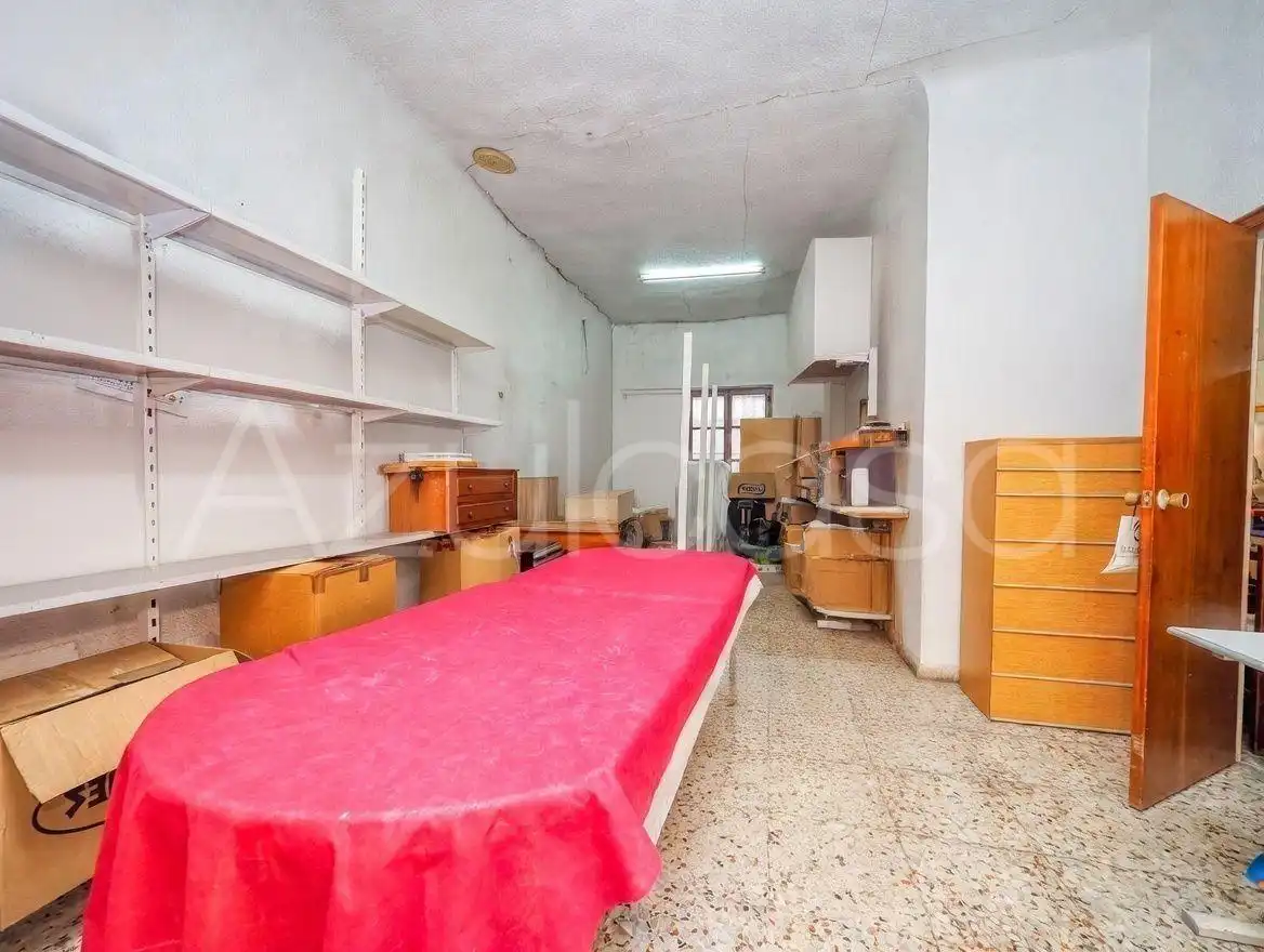 Casa adosada en venta en Elche / Elx con Aire acondicionado y Amueblado