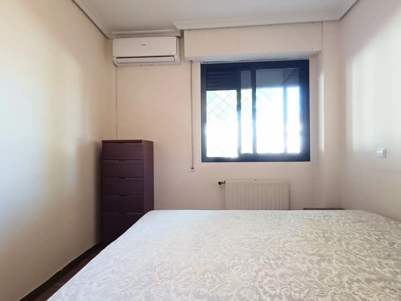Habitación de Piso de alquiler en Madrid con Aire acondicionado, Calefacción y Parquet