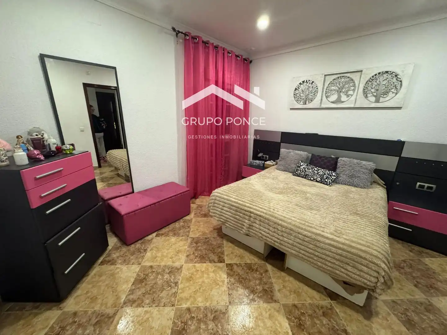Bedroom of Houses for sale in Jerez de la Frontera