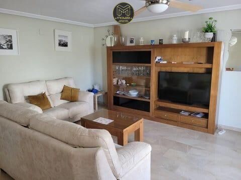 Living room of Flat for sale in  Jaén Capital  with Air Conditioner, Heating and Private garden