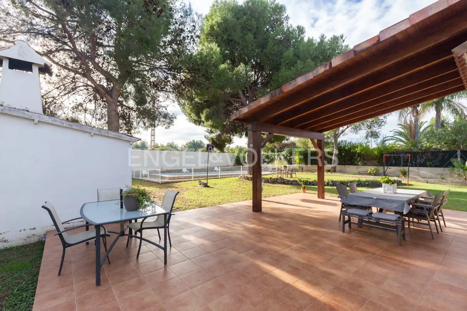 Terraza de Casa o chalet de alquiler en Serra con Calefacción, Jardín privado y Parquet