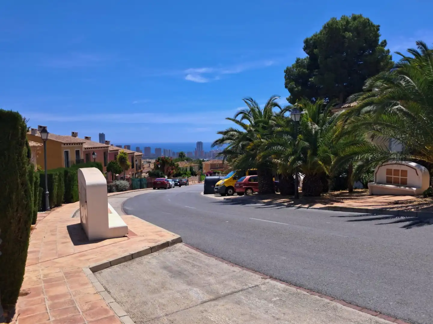 Vista exterior de Finca rústica en venda en Finestrat amb Aire condicionat, Calefacció i Terrassa