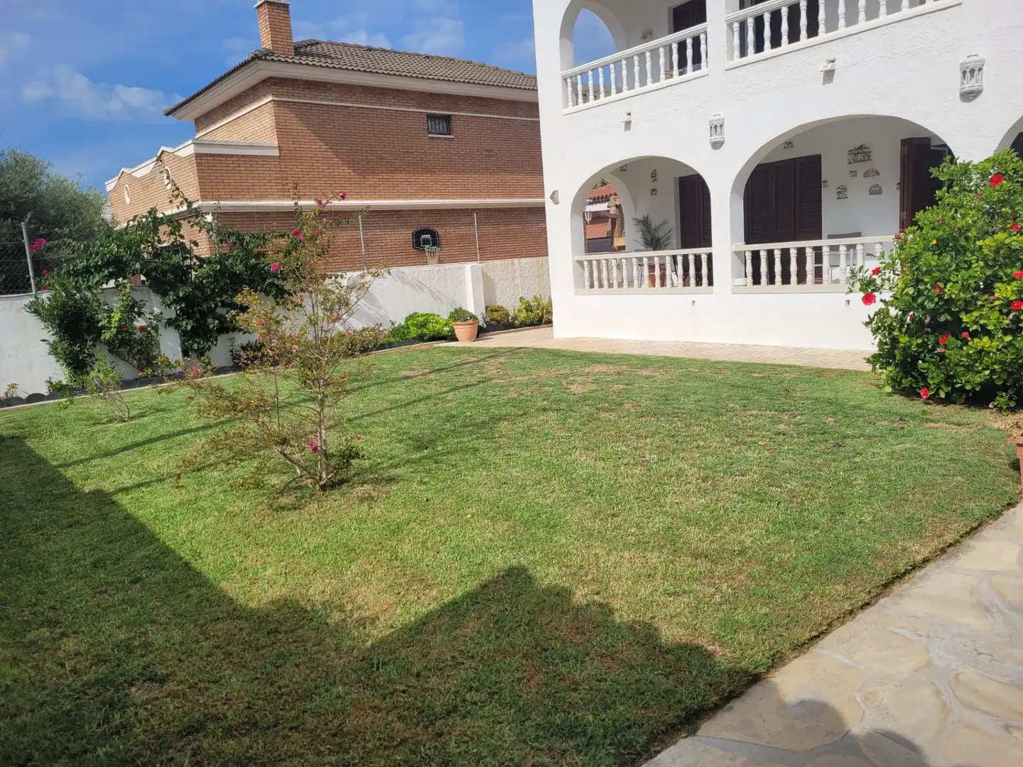 Jardí de Casa o xalet en venda en Cambrils amb Aire condicionat, Calefacció i Jardí privat