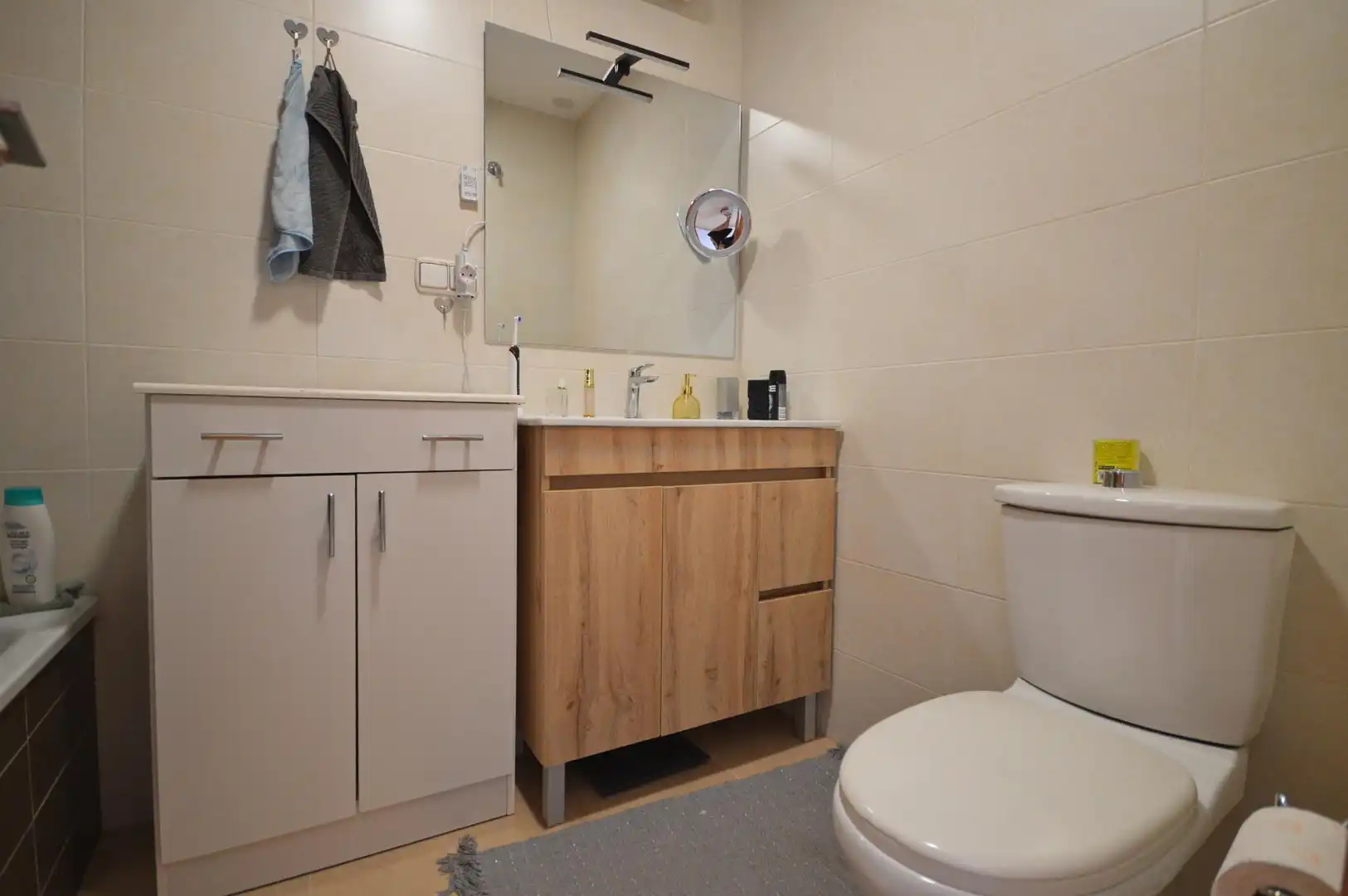 Badezimmer von Wohnungen zum Verkauf in Orihuela mit Klimaanlage, Heizung und Terrasse