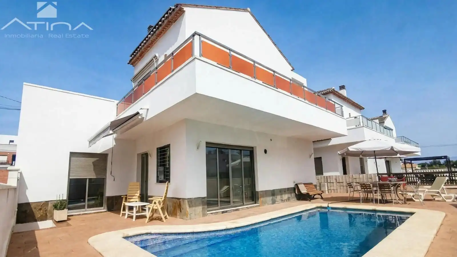Villa avec piscine à vendre à Oliva Playa