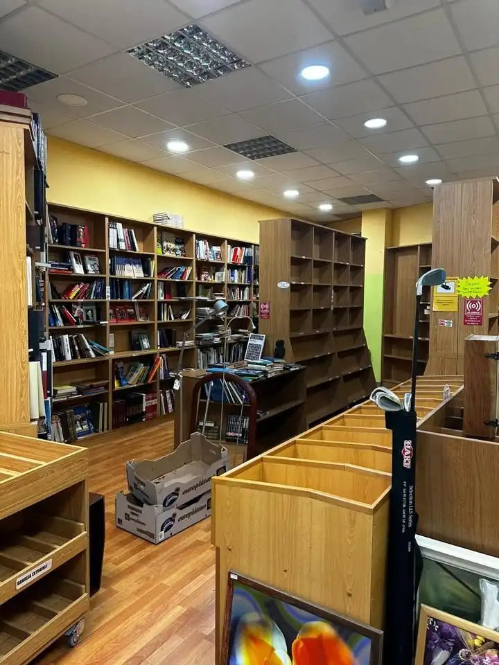Local comercial en alquiler en Cambre, imagen 12