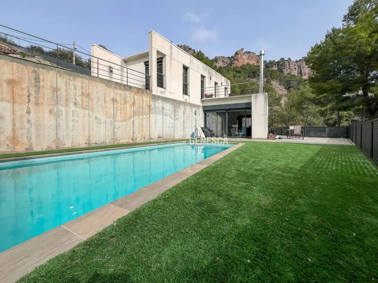 Piscina de Casa o xalet en venda en Matadepera amb Aire condicionat, Calefacció i Jardí privat