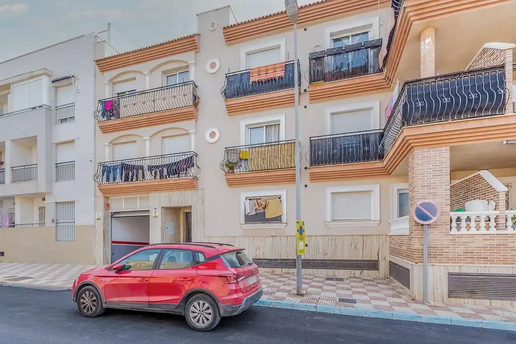Vista exterior de Edificio en venta en Roquetas de Mar