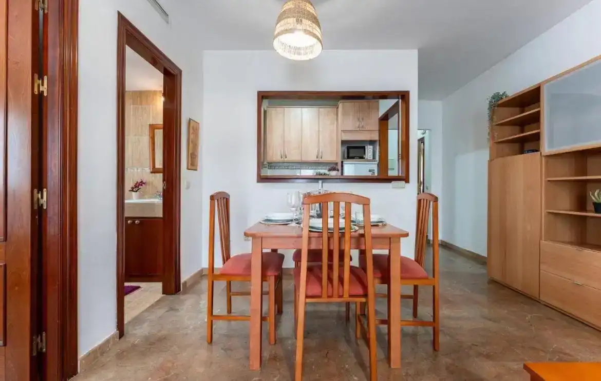 Esszimmer von Wohnung zur Miete in Torremolinos mit Klimaanlage, Möbliert und Balkon