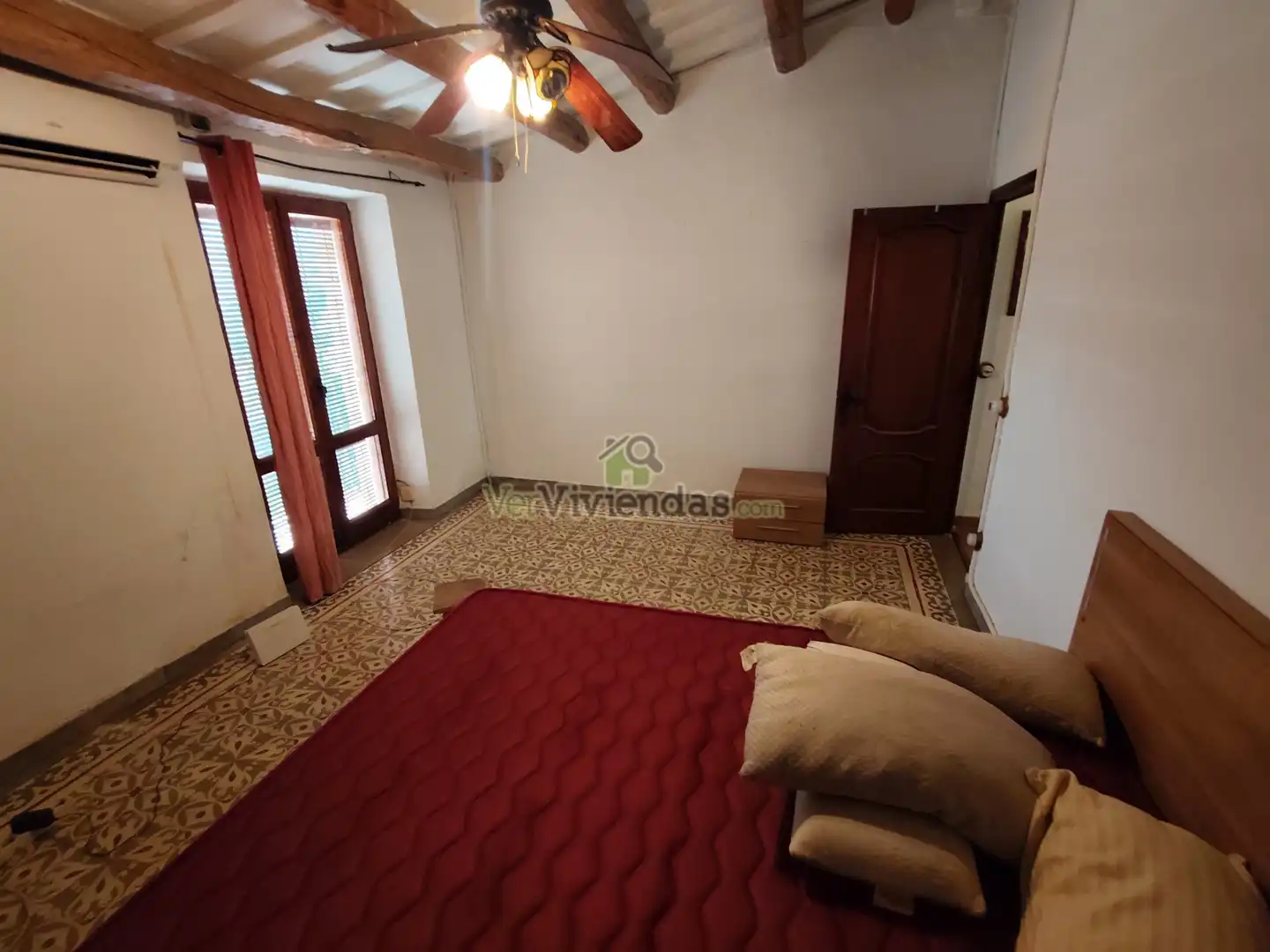 Sala de estar de Casa adosada en venta en Sant Esteve Sesrovires, Barcelona