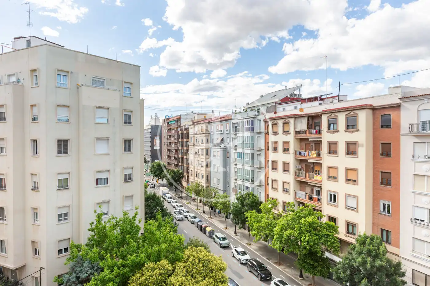 Vista exterior de Pis de lloguer en Valencia amb Aire condicionat i Moblat