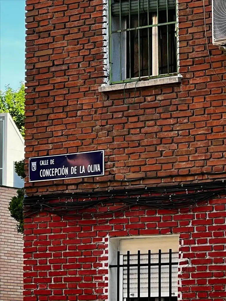Vista exterior de Local en venta en Madrid
