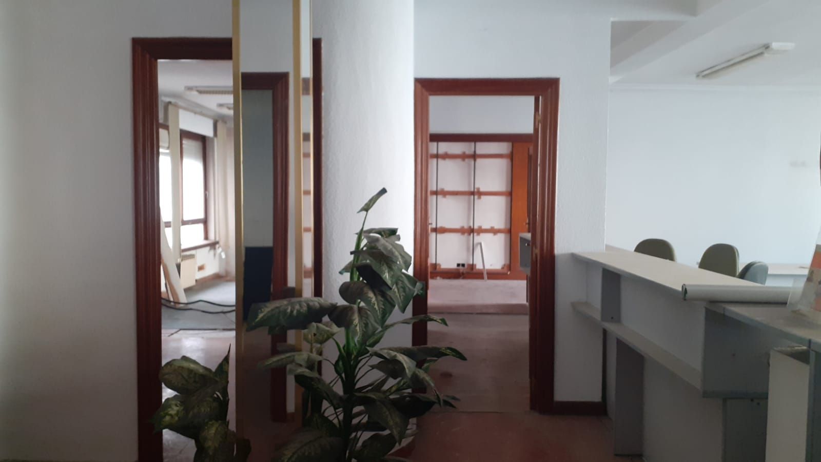 Oficina en venda en Burgos Capital
