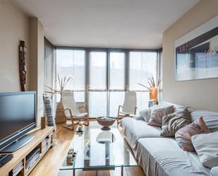 Living room of Apartment for sale in Sant Adrià de Besòs  with Air Conditioner and Balcony