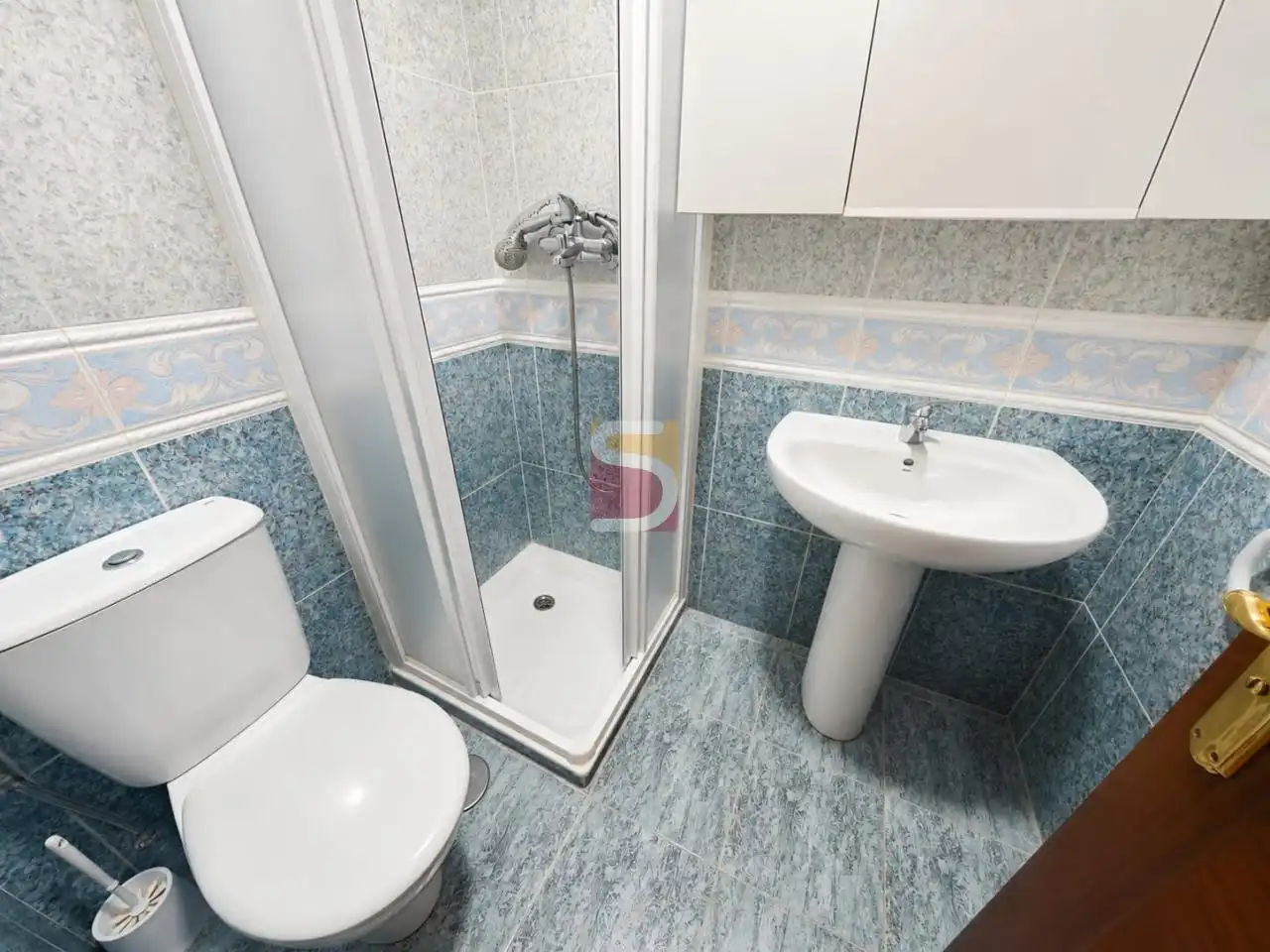 Baño de Piso en venta en O Rosal   con Calefacción, Trastero y Amueblado