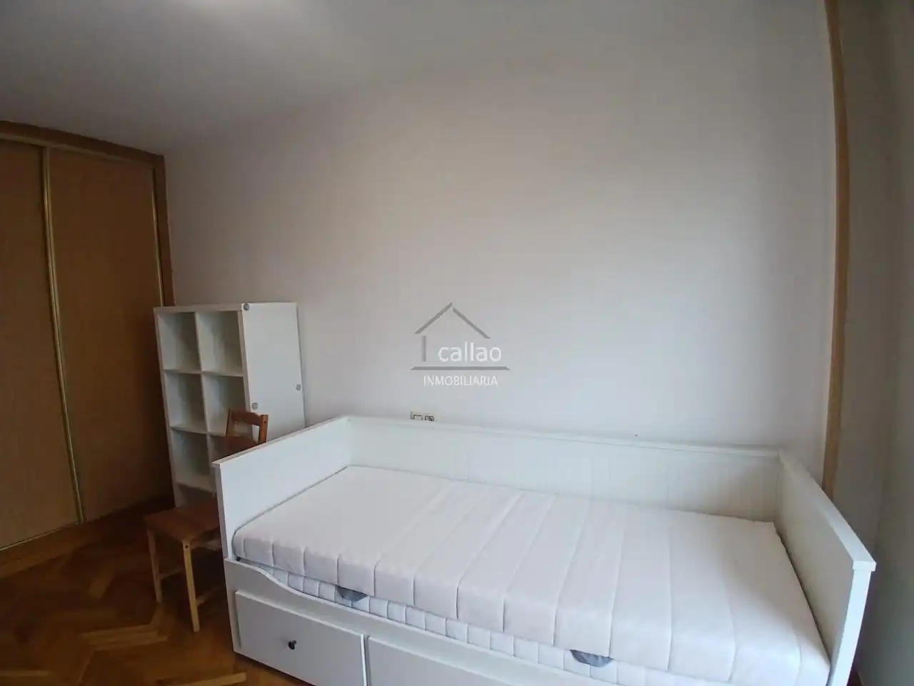 Wohnung zur Miete in Esteiro