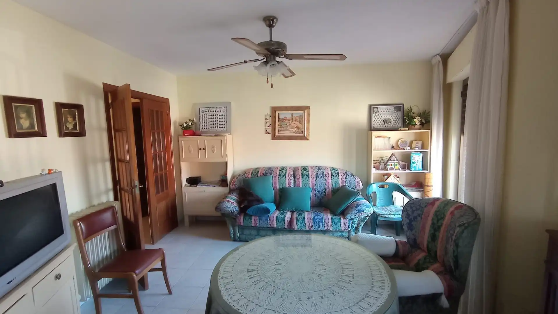 Living room of Detached homes for sale in Doñinos de Salamanca  with Heating, Terrace and Washing machine