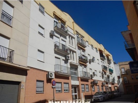 Vista exterior de Pis en venda en Coria del Río