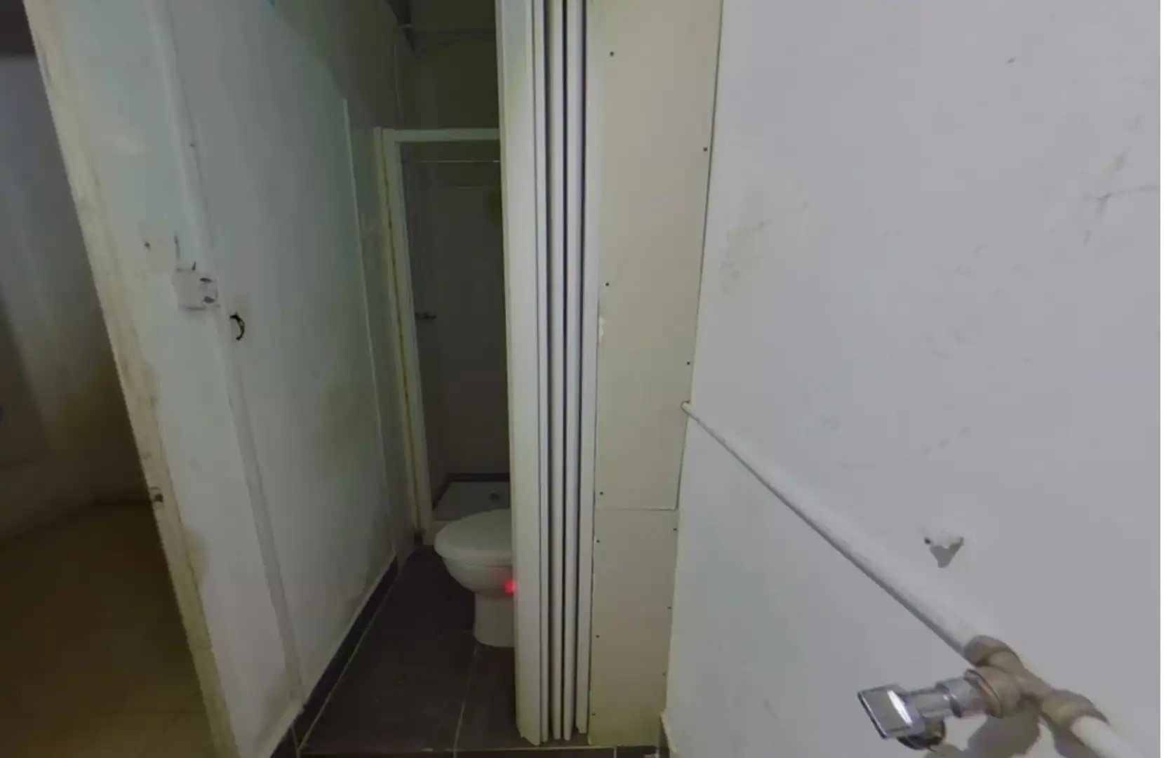 Bany de Oficina en venda en Badalona