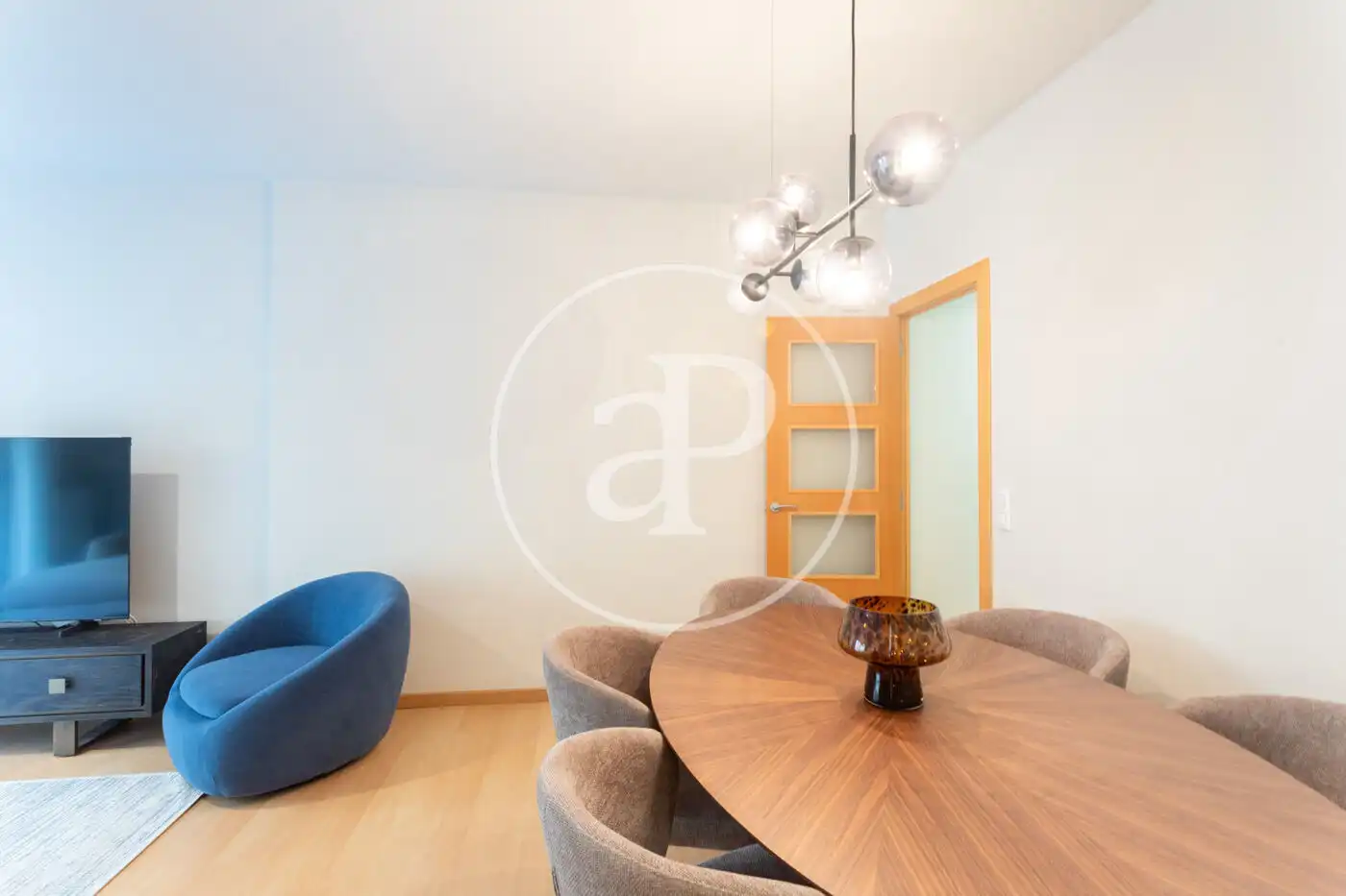 Wohnung zur Miete in Carrer de la Diputació, Dreta de l'Eixample
