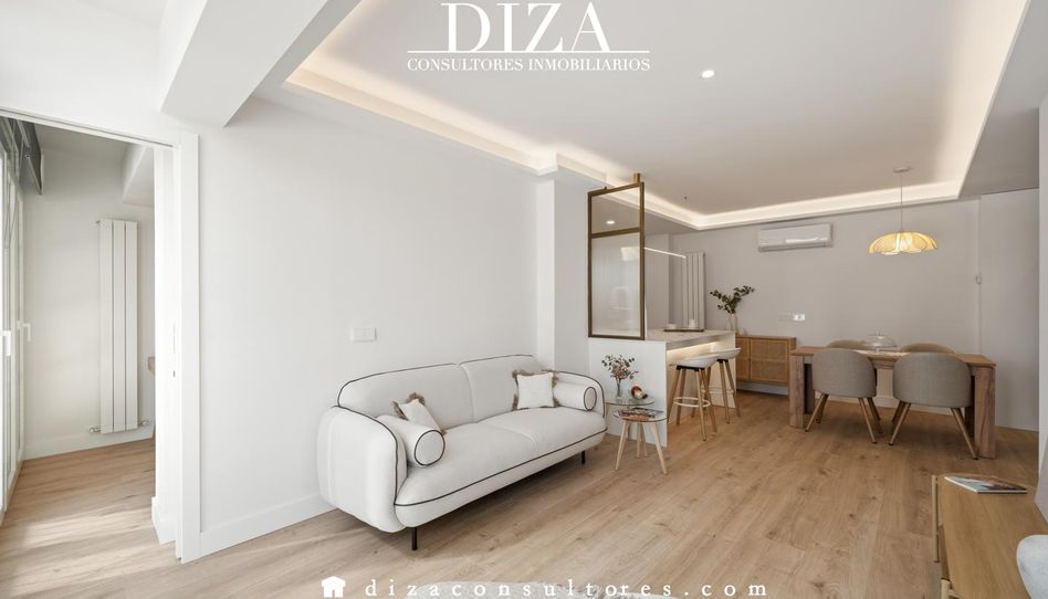Piso de alquiler en De Sinesio Delgado, Almenara -Ventilla - Imagen 4
