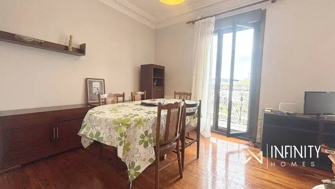 Flat for rent in García Salazar Kalea, Zabalburu