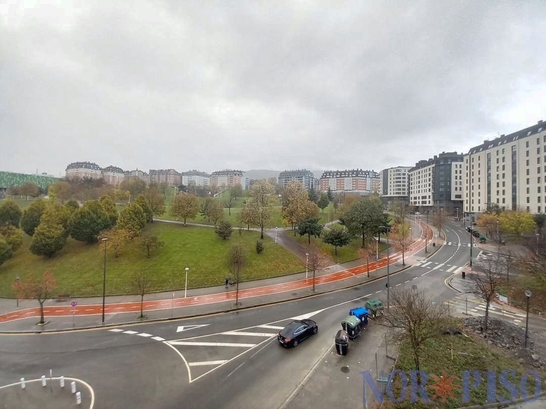 Exterior view of Flat for sale in Bilbao   with Heating and Balcony