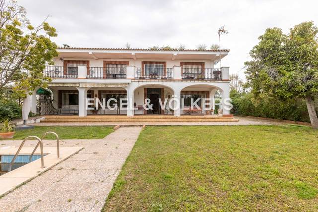 Finca rústica en Venta en Sanlúcar la Mayor