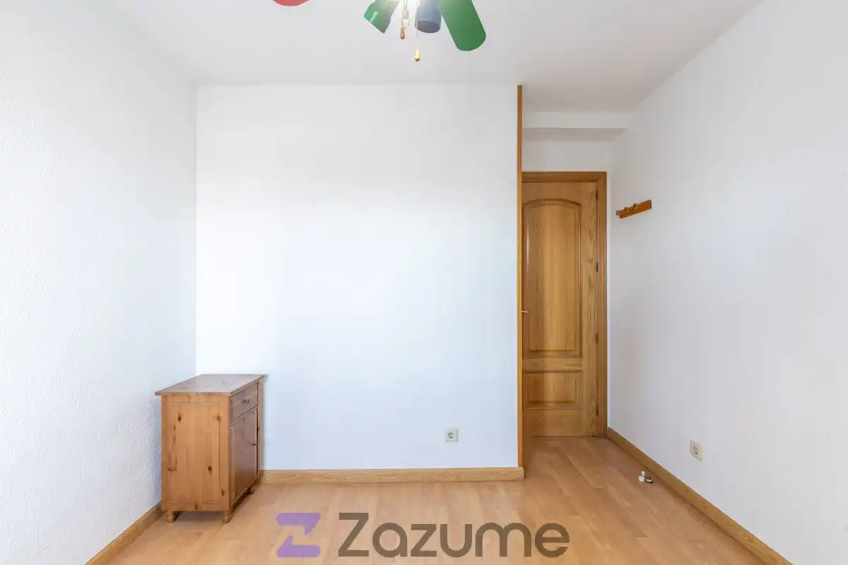 Wohnung zur Miete in Av. del Dr. García Tapia, Marroquina