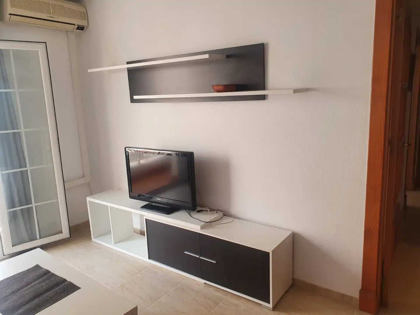 Living room of Flat for rent in Roquetas de Mar  with Air Conditioner, Heating and Furnished