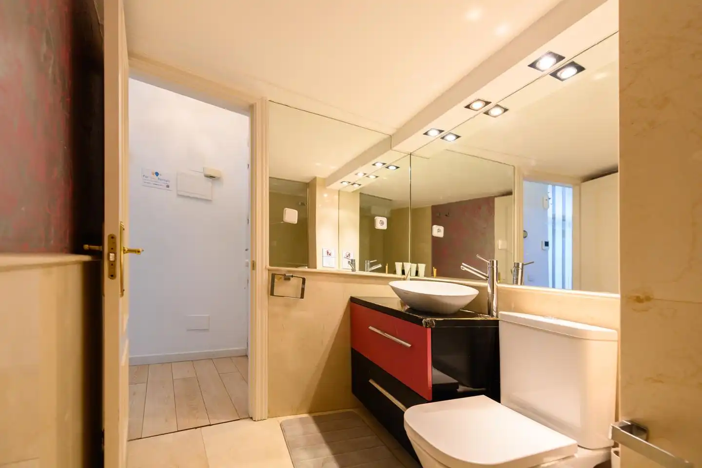 Badezimmer von Maisonette zur Miete in Madrid mit Klimaanlage, Möbliert und Internet